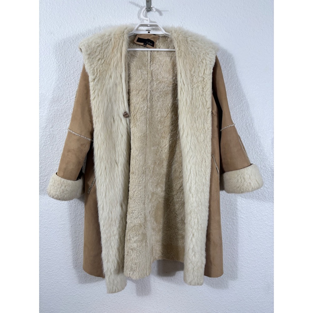 Utex Faux Shearling Coat Large Tan Toggle Closure Suede Look 243670 *Spotting